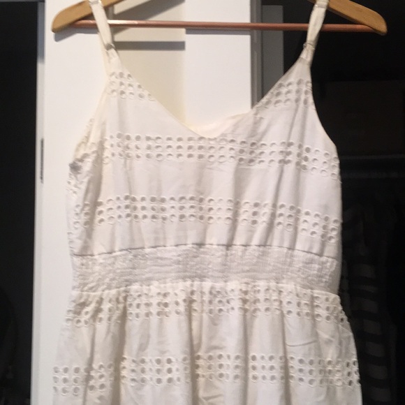 White eyelet dress - Picture 3 of 4